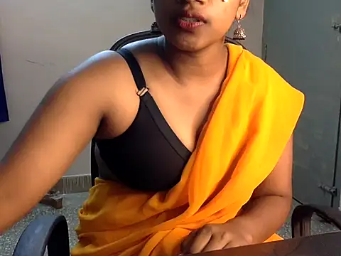 Hot-Honey20 online show from 10.14.25