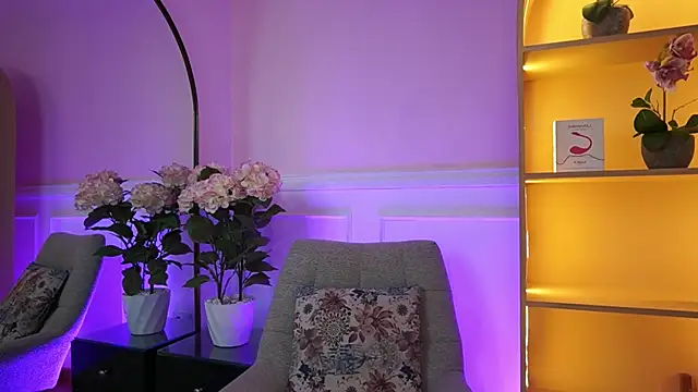 MilaCrave online show from 02.26.26