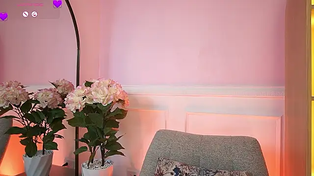 MilaCrave online show from 03.10.26