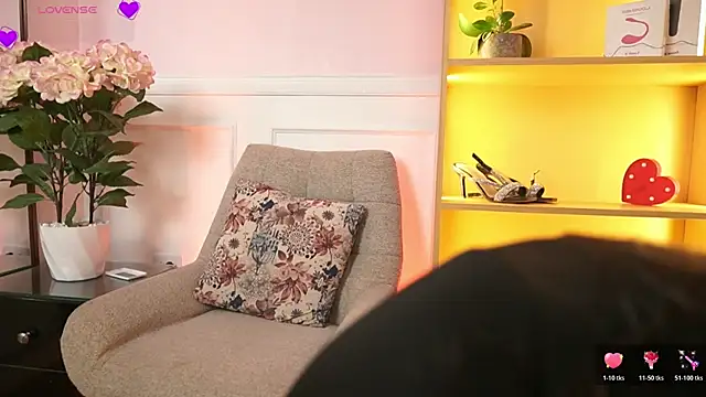 MilaCrave online show from 03.27.26