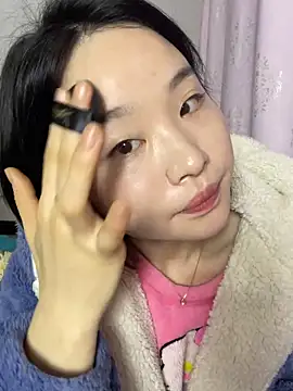 Y2Luvk online show from 02.10.26