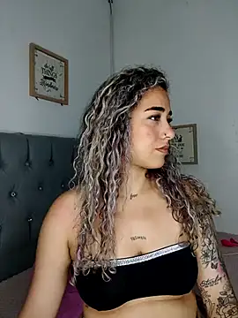 Miss-Melina online show from 11.23.25