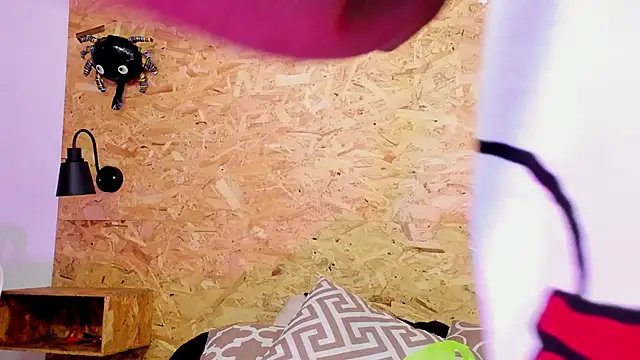 santiblack7 online show from 11.06.25