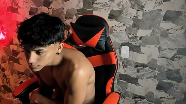 Snapshot of ZYZZ1312 chatting on 06.18.26 ZYZZ1312 online show from 06.18.26