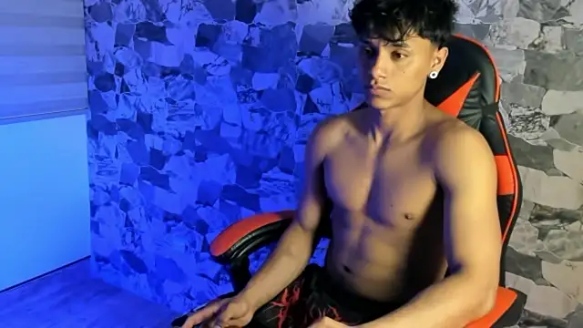 Snapshot of ZYZZ1312 chatting on 07.16.26 ZYZZ1312 online show from 07.16.26