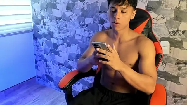 Snapshot of ZYZZ1312 chatting on 07.17.26 ZYZZ1312 online show from 07.17.26