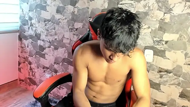 Snapshot of ZYZZ1312 chatting on 08.01.26 ZYZZ1312 online show from 08.01.26