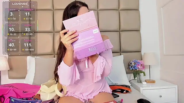 MiaMillers1 online show from 01.06.26