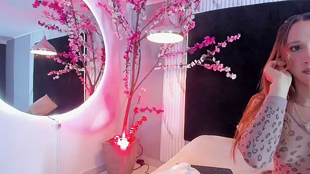 MONIK FOX CR online show from 10.22.25