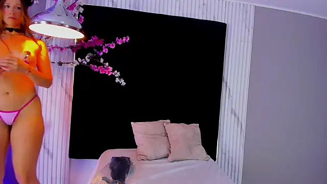 MONIK FOX CR online show from 10.29.25