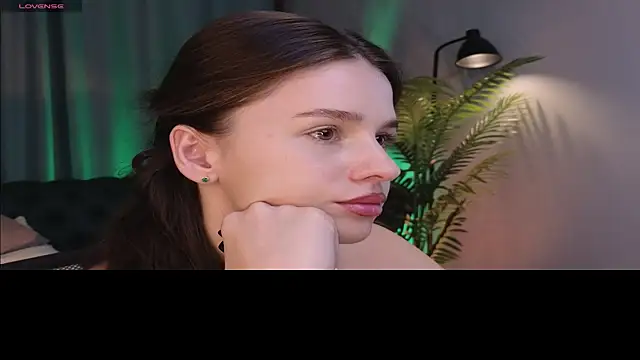 Olivia Farrell online show from 10.20.25