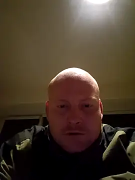 svenni2525 online show from 10.23.25