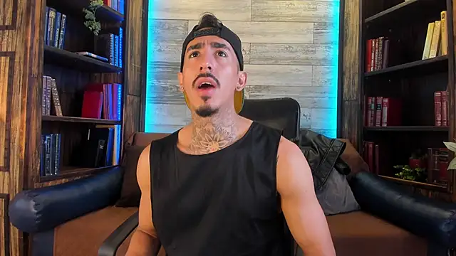 Donovan Desmond online show from 11.24.25