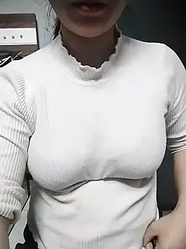 Mie rose online show from 11.03.25