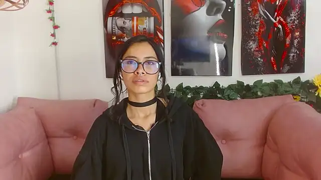 Miahotcs1 online show from 03.28.26