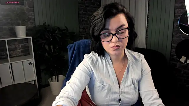 moodberry online show from 11.13.25