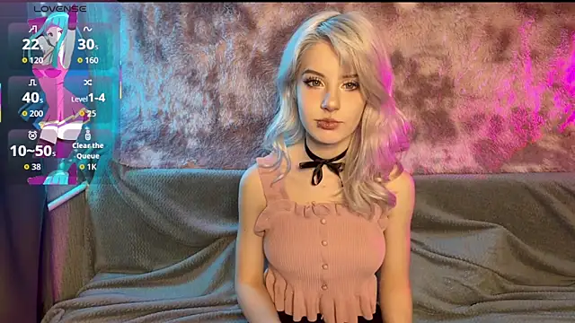 snowy lisa online show from 03.14.26