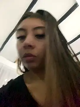 Sara-cooper2 online show from 11.27.25