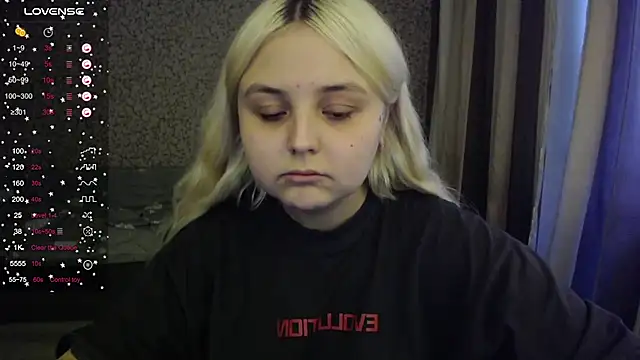 Snapshot of vendymories chatting on 10.11.25 vendymories online show from 10.11.25