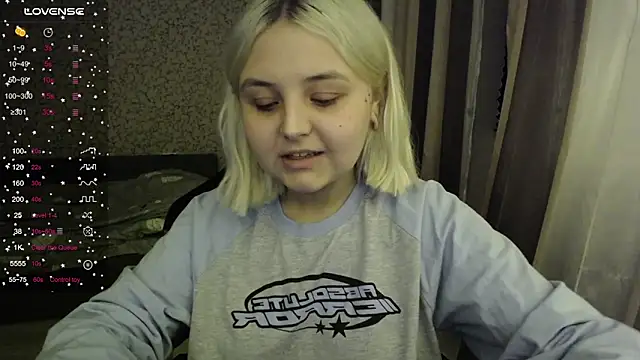 Snapshot of vendymories chatting on 10.23.25 vendymories online show from 10.23.25