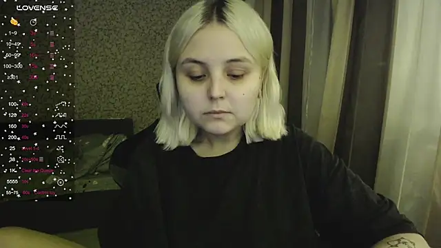 Snapshot of vendymories chatting on 10.28.25 vendymories online show from 10.28.25