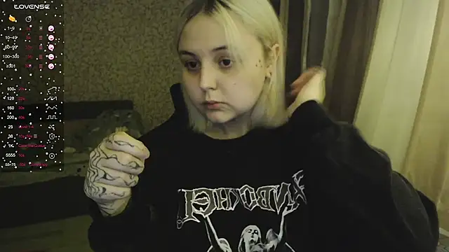 Snapshot of vendymories chatting on 11.10.25 vendymories online show from 11.10.25