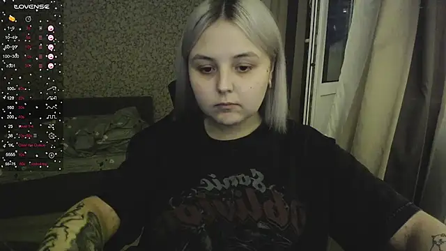 Snapshot of vendymories chatting on 11.11.25 vendymories online show from 11.11.25