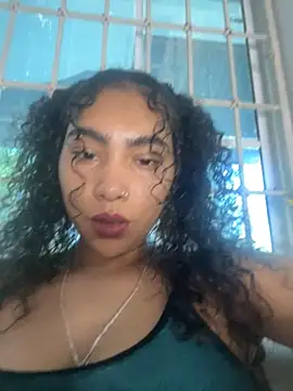 SophieD online show from 10.15.25