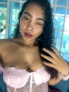 SophieD online show from 12.04.25