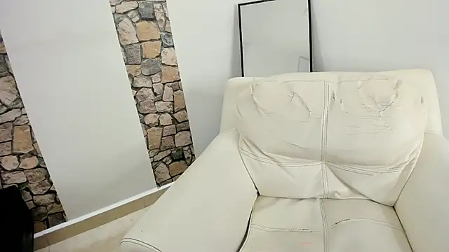 NinaCollinss1 online show from 10.24.25