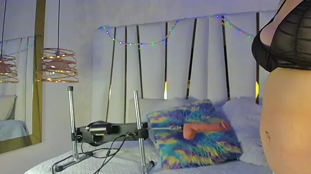 bonnie sm online show from 11.16.25