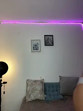 Nicolle swt online show from 03.18.26