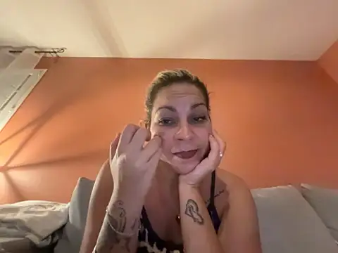 minettedusud online show from 09.18.25