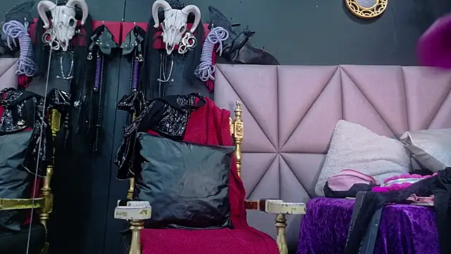 EvaSabath online show from 10.18.25