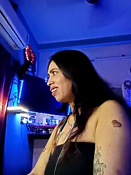 Love Beauty01 online show from 02.15.26