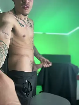 AlphaMasterXxx online show from 11.29.25