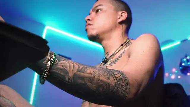 AlphaMasterXxx online show from 02.18.26