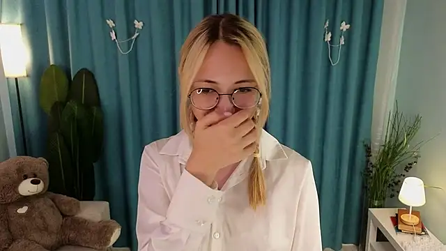 Marry sharp online show from 09.13.25