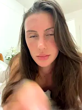 MilaRenee online show from 10.16.25