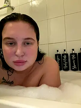 brunetteGirl274 online show from 10.23.25