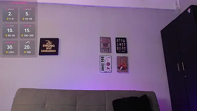 Snapshot of elizabethboltXXX chatting on 11.07.25 elizabethboltXXX online show from 11.07.25