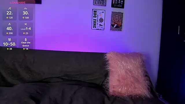 Snapshot of elizabethboltXXX chatting on 02.20.26 elizabethboltXXX online show from 02.20.26