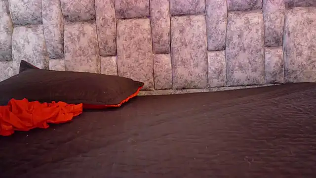 Snapshot of Lizbeth_Rouse chatting on 01.10.26 Lizbeth Rouse online show from 01.10.26