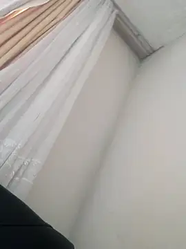 Snapshot of Azginboga2358 chatting on 09.18.25 Azginboga2358 online show from 09.18.25