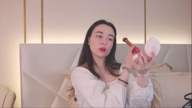 MiaMarlow online show from 09.15.25