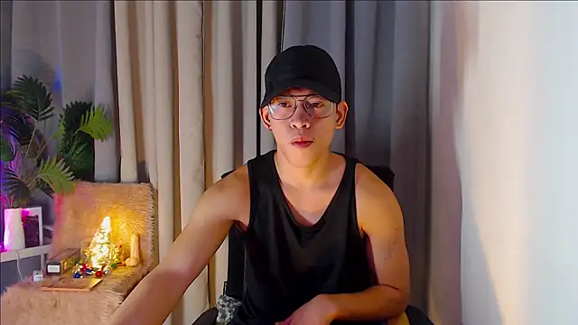 Snapshot of pinkcock_froi2305 chatting on 10.02.25 pinkcock froi2305 online show from 10.02.25