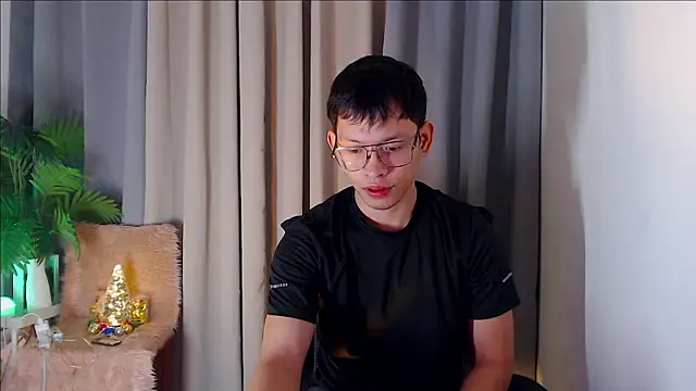 Snapshot of pinkcock_froi2305 chatting on 10.09.25 pinkcock froi2305 online show from 10.09.25