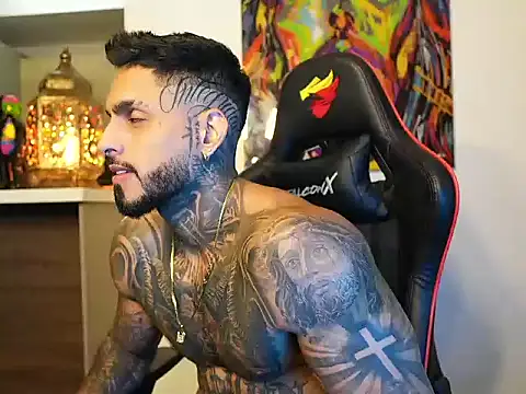 logan hugh8 online show from 09.21.25