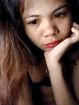 Snapshot of Sexxie_Ella22 chatting on 11.08.25 Sexxie Ella22 online show from 11.08.25