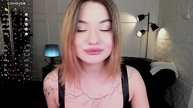 Dark Moni online show from 11.07.25